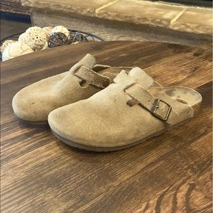 BIRKENSTOCK Suede Clogs